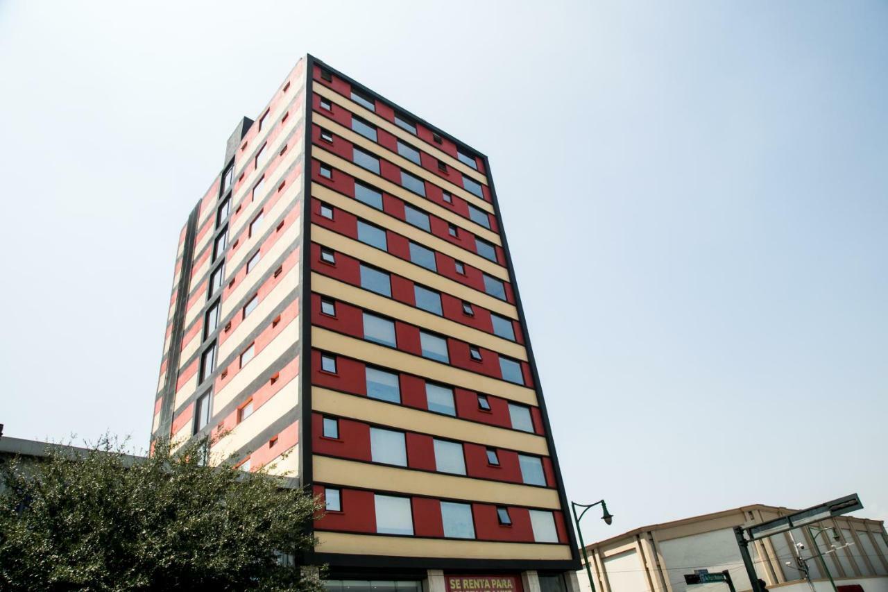 Booking 500 Monterrei Exterior foto