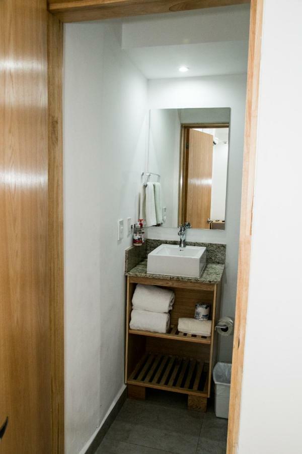 Booking 500 Monterrei Exterior foto