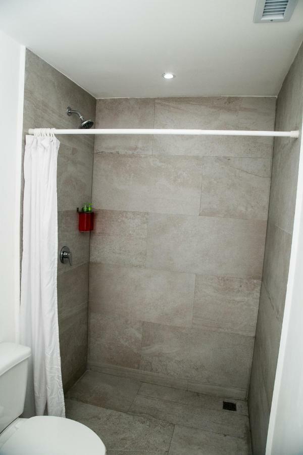 Booking 500 Monterrei Exterior foto
